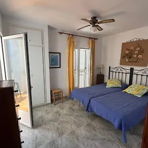 Duplex En Urbanización Con Piscina Comunitaria Сasa de vacaciones